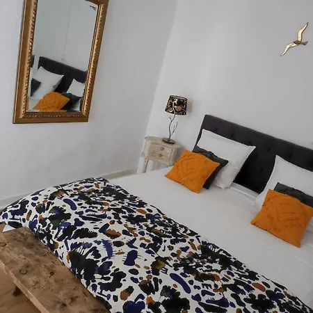 فندق مبيت وإفطار Chez Sylvie Et Guy