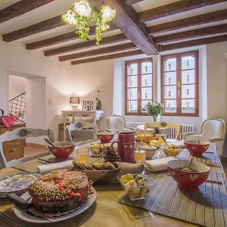 فندق مبيت وإفطار Chez Sylvie Et Guy Chignin