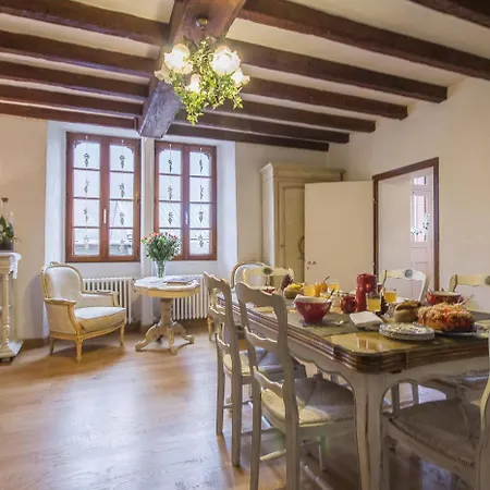 Chez Sylvie Et Guy Alojamento de Acomodação e Pequeno-almoço